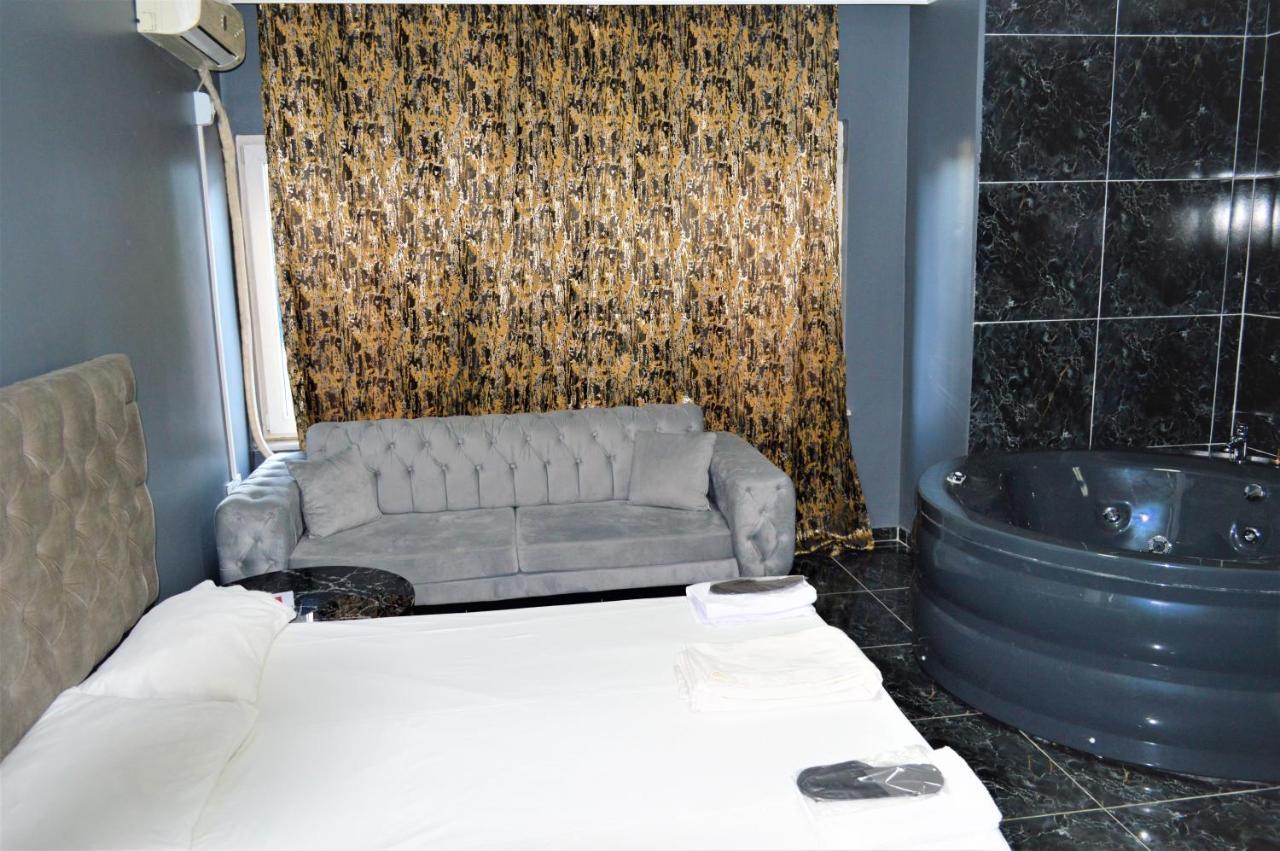 Vip Suit Otel Provincia di Provincia di Istanbul Esterno foto